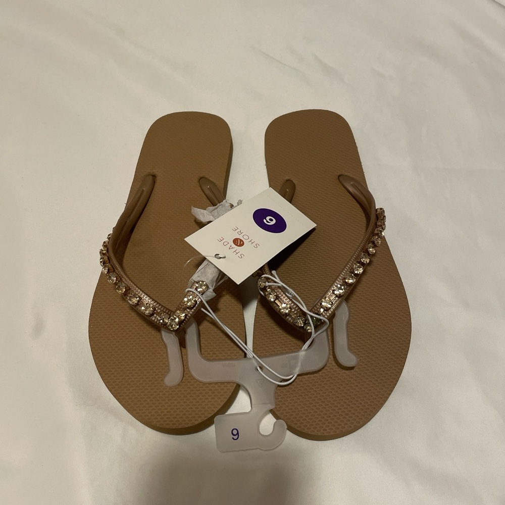 Shade and shore brown rhinestone sandals 💗
